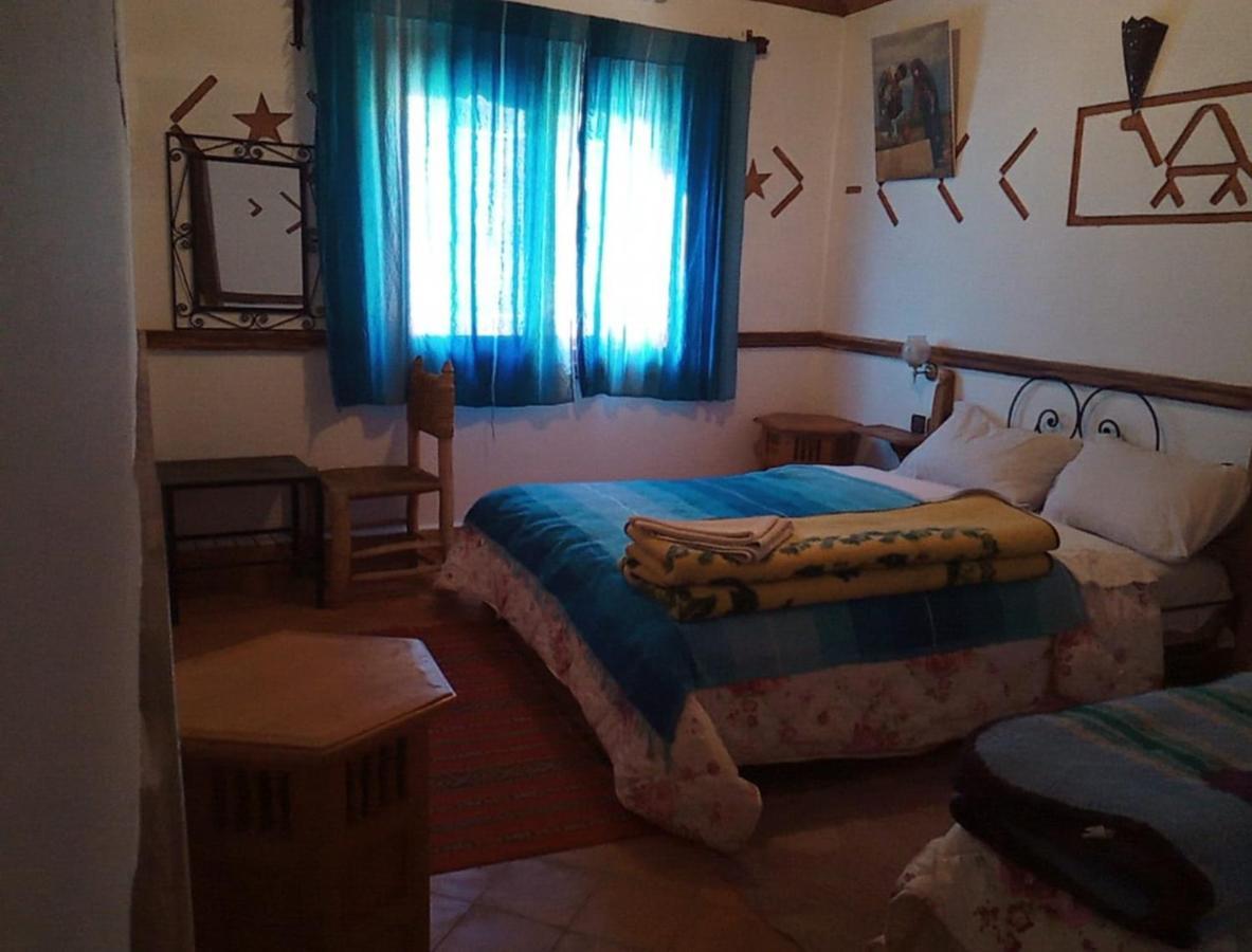Auberge Des Peupliers Cafe Restaurant Akhendachou n'Ait Ouffi Bagian luar foto