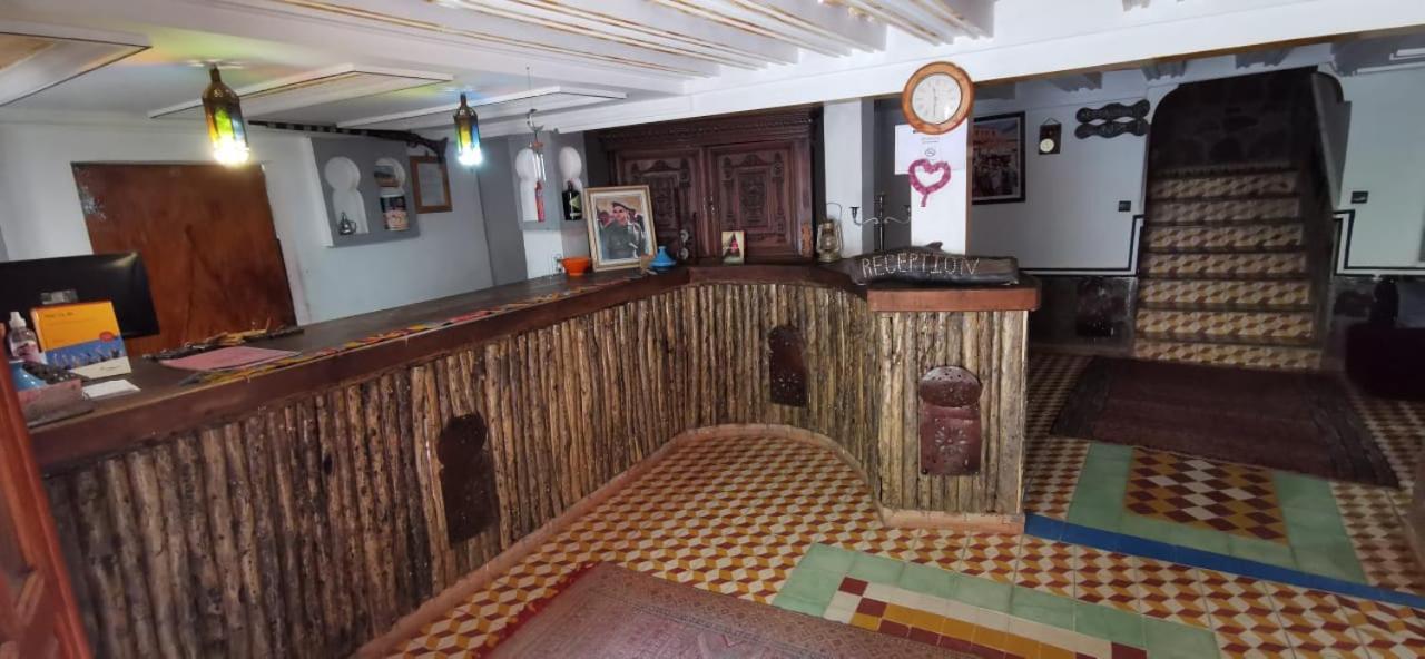 Auberge Des Peupliers Cafe Restaurant Akhendachou n'Ait Ouffi Bagian luar foto