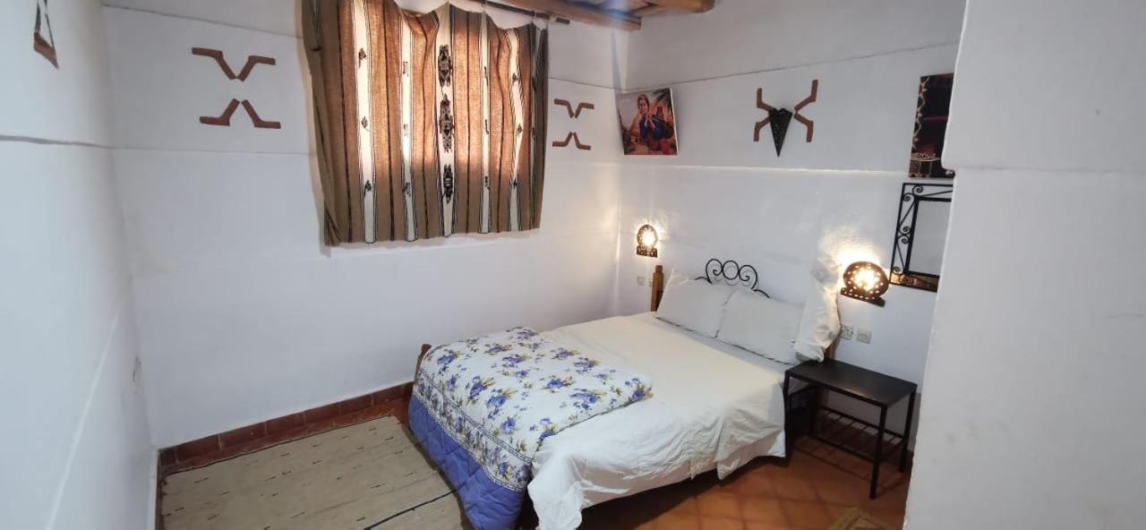 Auberge Des Peupliers Cafe Restaurant Akhendachou n'Ait Ouffi Bagian luar foto