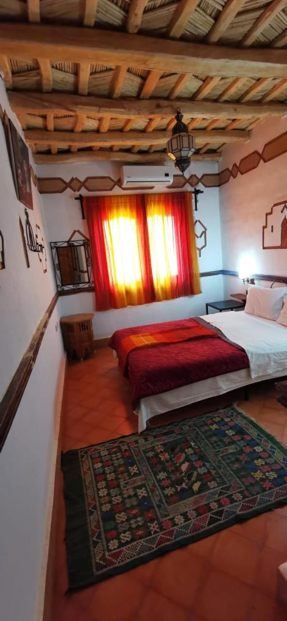 Auberge Des Peupliers Cafe Restaurant Akhendachou n'Ait Ouffi Bagian luar foto