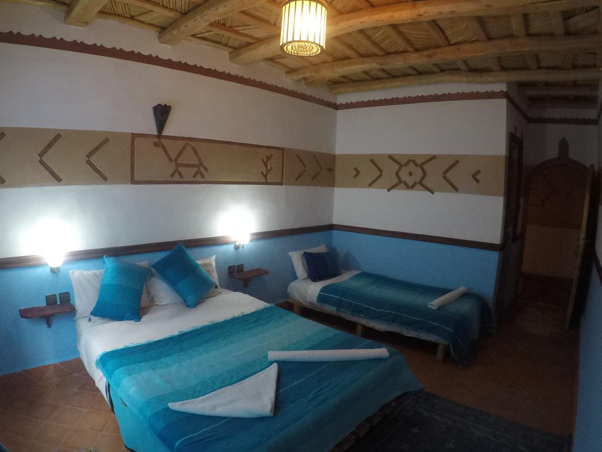 Auberge Des Peupliers Cafe Restaurant Akhendachou n'Ait Ouffi Bagian luar foto