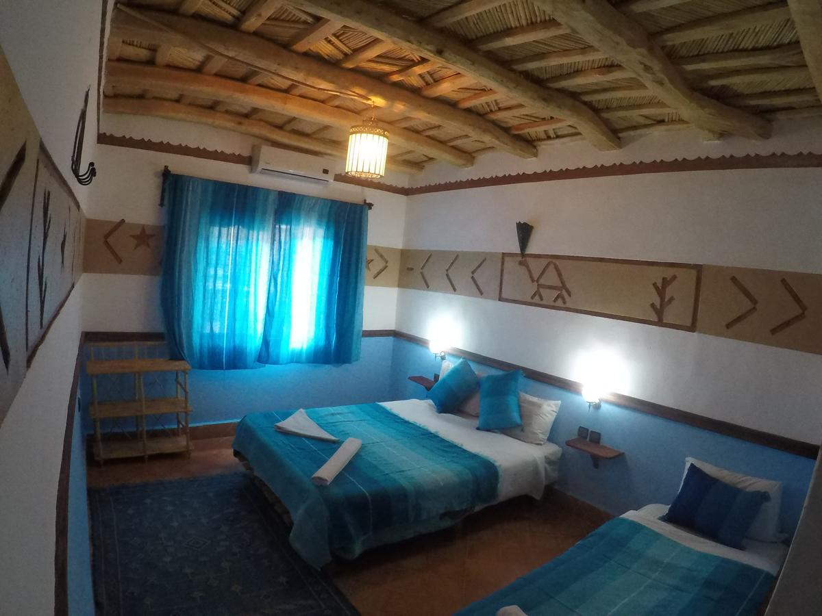 Auberge Des Peupliers Cafe Restaurant Akhendachou n'Ait Ouffi Bagian luar foto